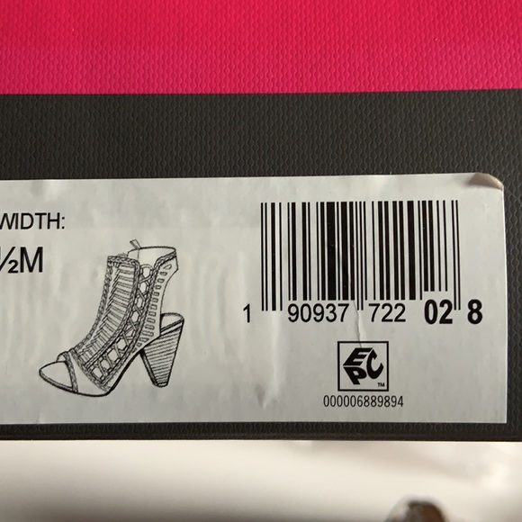 BRAND NEW Vince Camuto MARSELLA - Picture 11 of 12